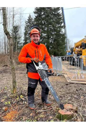 Как бензопила ZimAni 372 XP PRO спилила кремлёвскую ёлку в Рузском округе